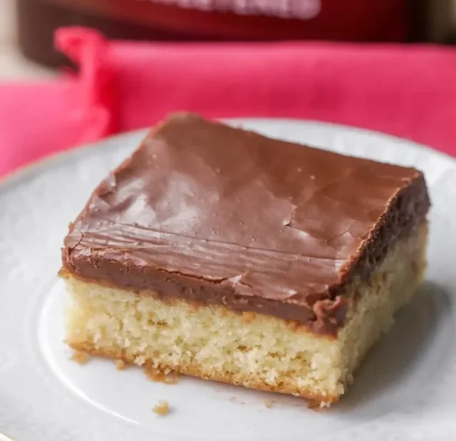 WHITE SHEET CAKE WITH CHOCOLATE FROSTING RECIPE